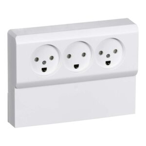 LK OPUS 66 standard stikkontakt panel udvendig tripel for 2 taendinger 2 pol med jord hvid produkt