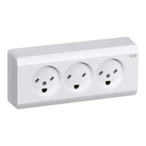 LK OPUS 66 standard stikkontakt udvendig tripel EDB 2 pol med jord hvid produkt