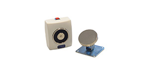 Holdemagnet for dørlukkesystem