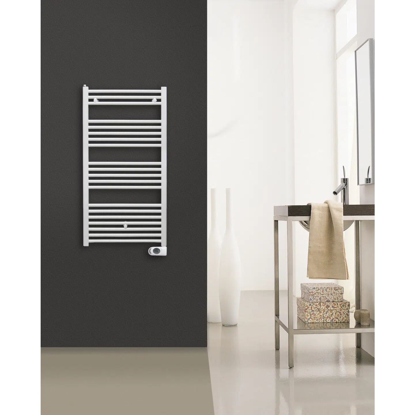 HÅNDKLÆDE RADIATOR 1200X500MM 600W HVID