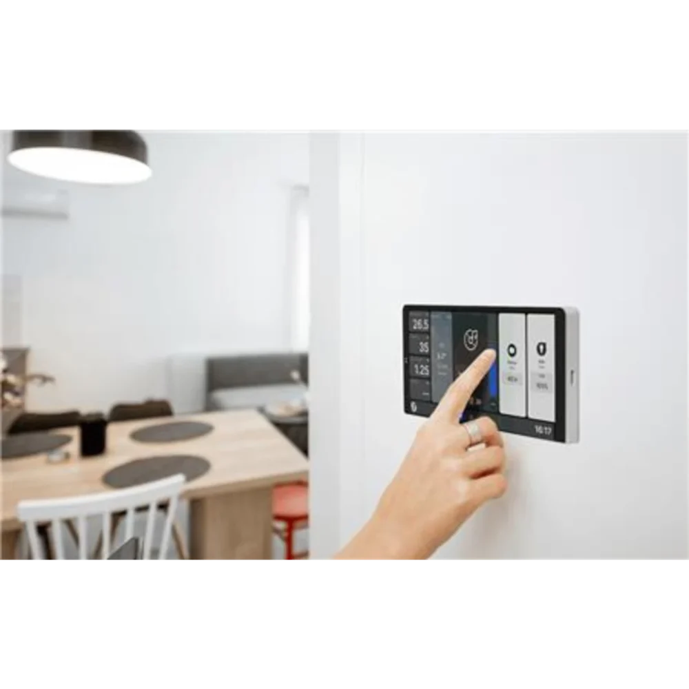 Shelly wall display x2 silver1