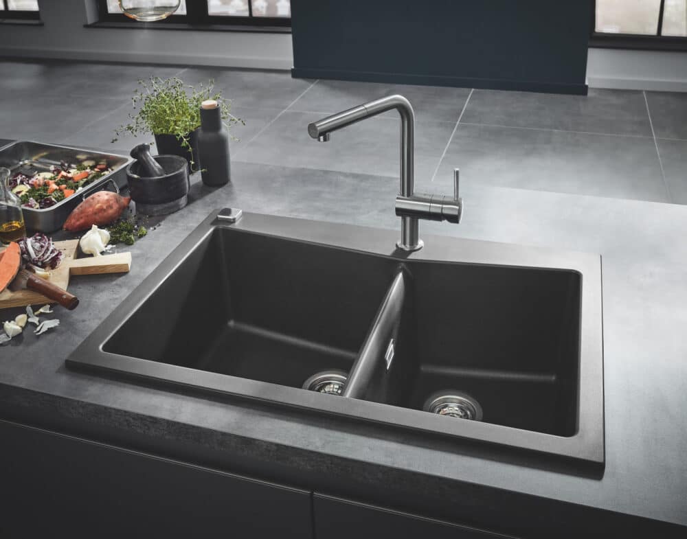 Grohe minta etgrebs køkkenarmatur. Med udtræk. Supersteel. L-tud