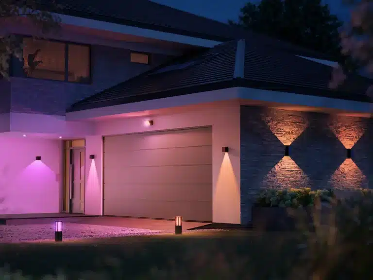 Philips hue resonate udendørs væglampe, sort Philips hue resonate udendørs væglampe, sort